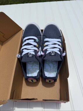 Kids Casual Lace-Up Sneakers in Navy with Rainbow Accents